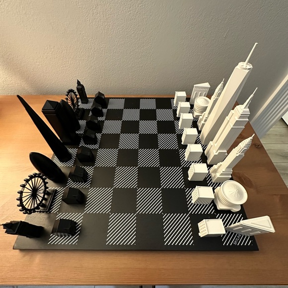 Skyline Chess (New York vs London) - Picture 9 of 9
